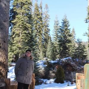 Meet your Posher, Julio